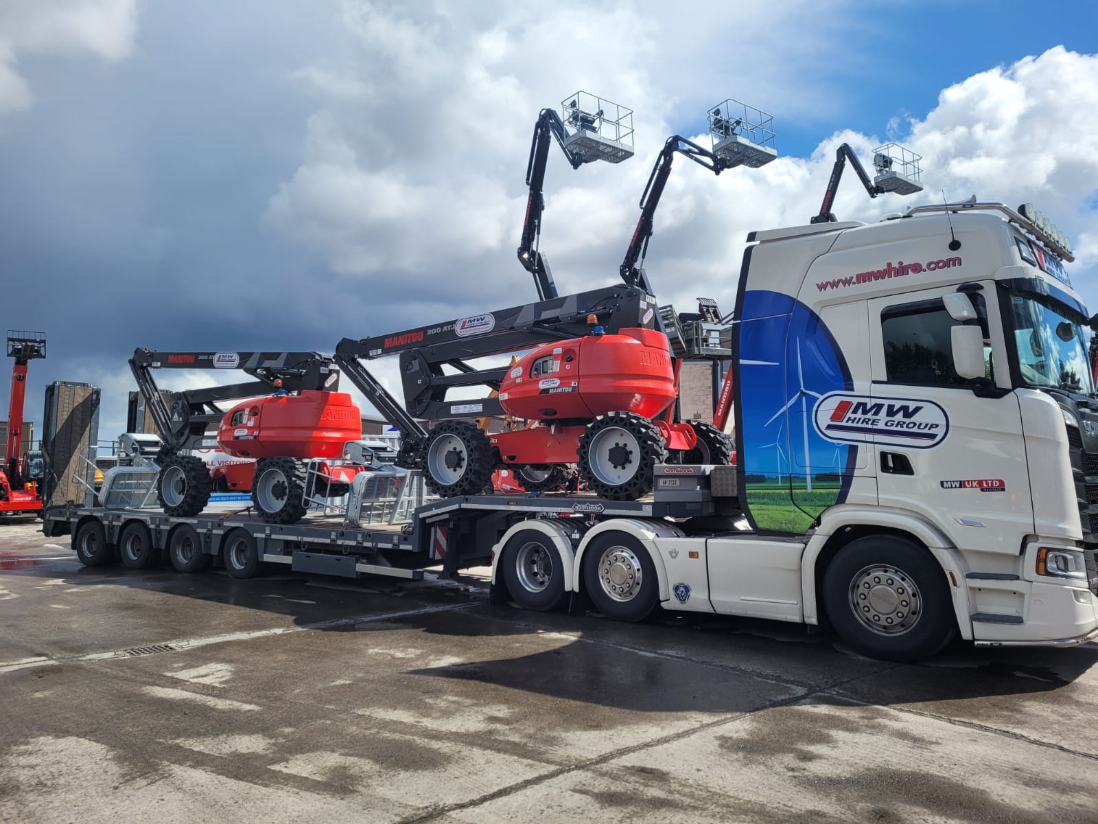 More New Manitou 60ft Booms into the fleet